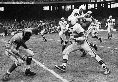 otto graham winning the 1950 nfl title game
